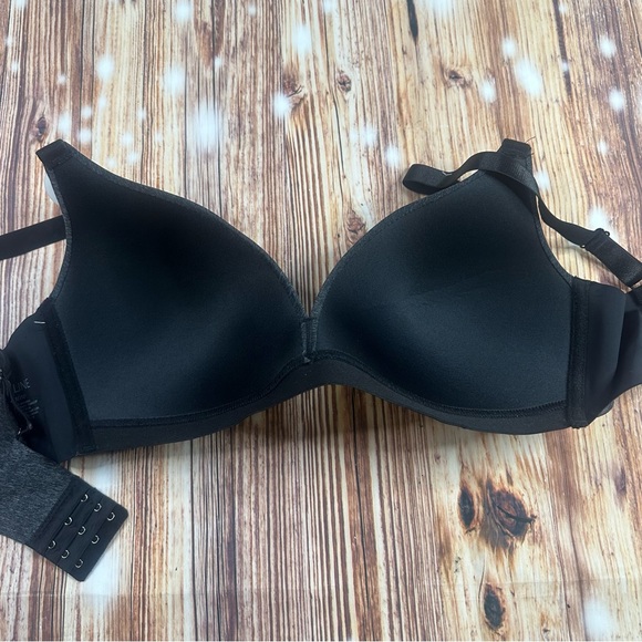 NWT STRM LINE BRA WIREFREE SIZE 40D - Picture 6 of 13